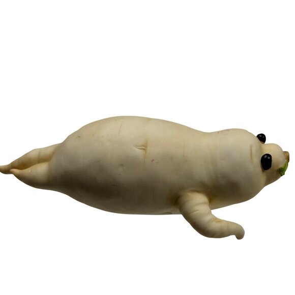 Enesco Home Grown Radish Seal Vegetable Figurine Resin 2007 4008118 Collectible - Picture 9 of 12